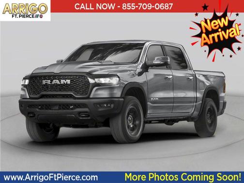 Diamond Black Crystal Pearlcoat 2025 RAM 1500 Laramie