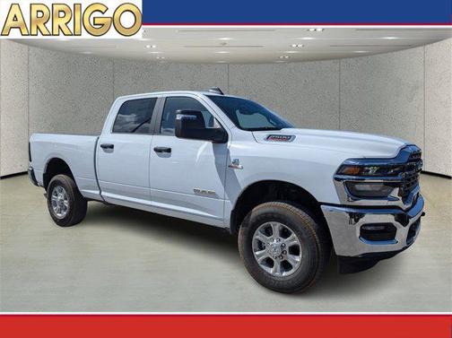 2025 RAM 2500 Big Horn Crew Cab 4x4 6'4' Box