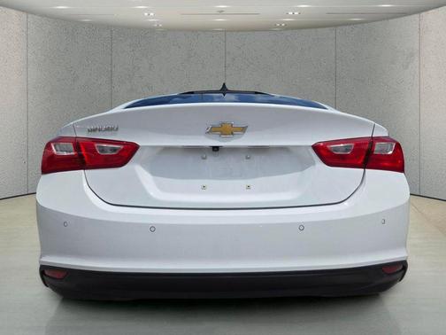 Summit White 2021 Chevrolet Malibu 1LS