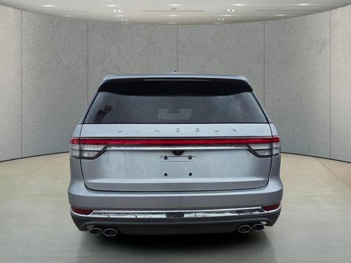 Radiance Metallic 2022 Lincoln Aviator Reserve AWD