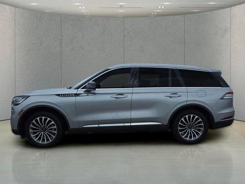 Radiance Metallic 2022 Lincoln Aviator Reserve AWD