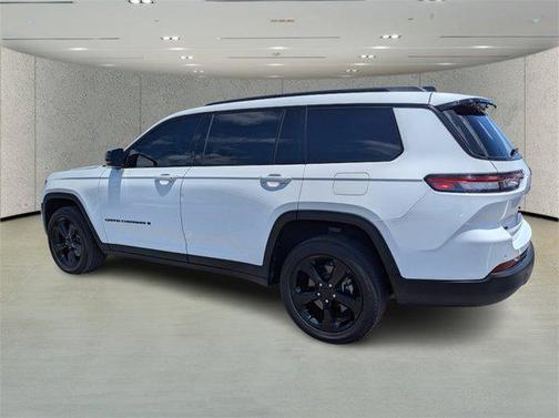 2022 Jeep Grand Cherokee L Altitude