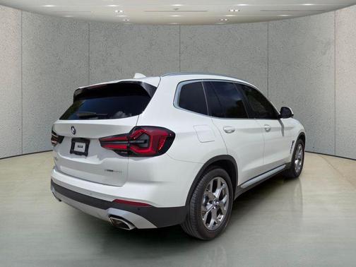 Alpine White 2022 BMW X3 sDrive30i
