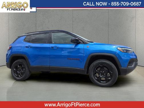 Laser Blue Pearlcoat 2023 Jeep Compass Trailhawk