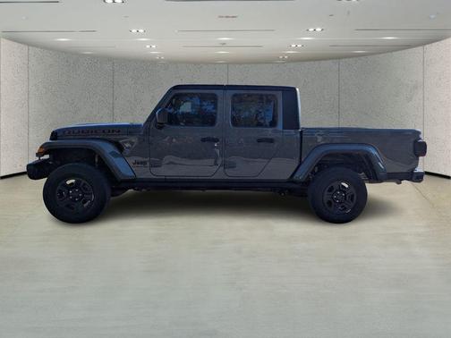 2022 Jeep Gladiator Sport S