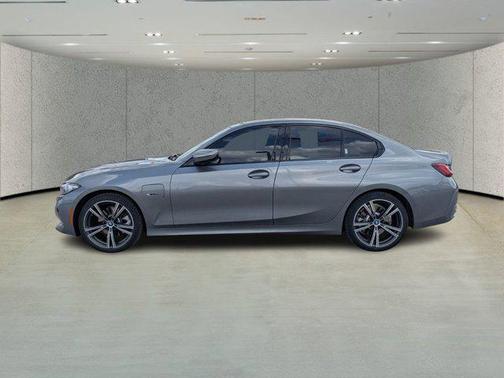 2023 BMW 330e 330e