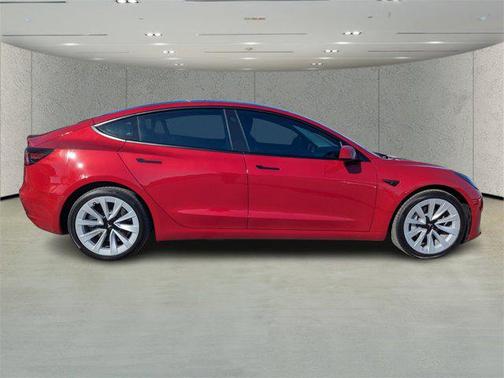 2022 Tesla Model 3 Standard Range