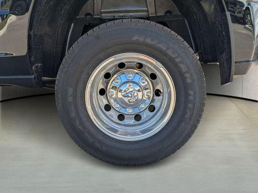 2026 RAM 3500 Laramie Crew Cab 4x4 8' Box