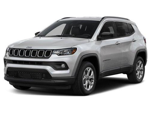 Diamond Black Crystal Pearlcoat 2026 Jeep Compass Latitude