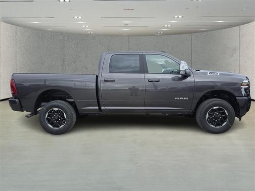 2026 RAM 2500 Laramie Crew Cab 4x4 6'4' Box