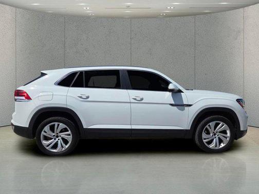2020 Volkswagen Atlas Cross Sport 2.0T SEL
