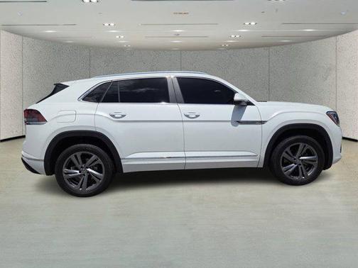 2024 Volkswagen Atlas Cross Sport 2.0T SEL