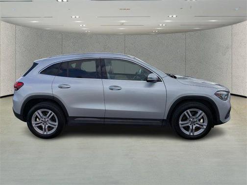 2021 Mercedes-Benz GLA 250 Base 4MATIC