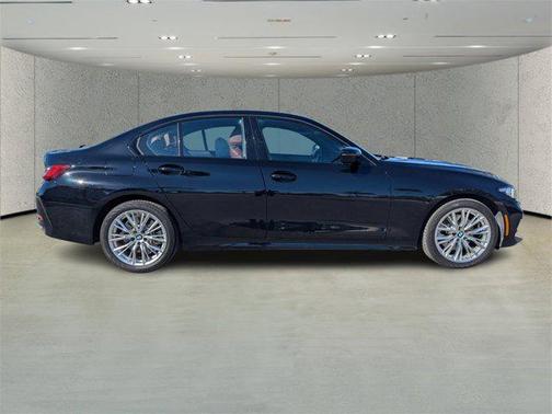 2023 BMW 330 xDrive