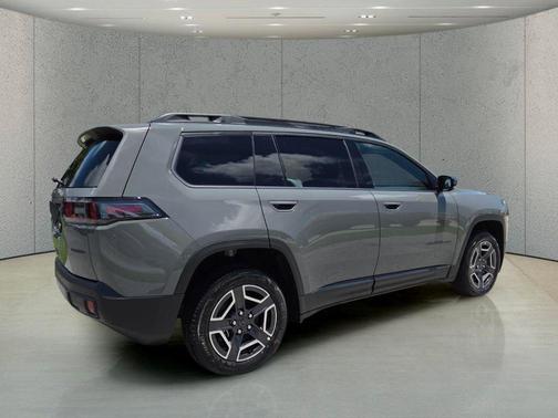 Sting-Gray Clearcoat 2026 Jeep Cherokee Limited