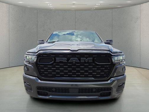 Granite Crystal Metallic Clearcoat 2026 RAM 1500 Big Horn/Lone Star