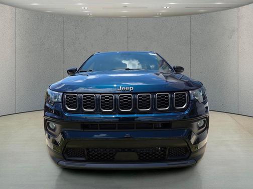 Fathom Blue Pearl Coat 2026 Jeep Compass Latitude