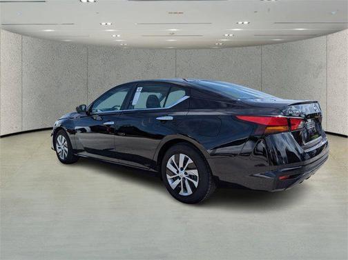 2022 Nissan Altima S FWD