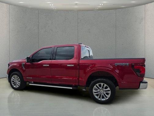 Rapid Red Metallic Tinted Clearcoat 2024 Ford F-150 XLT