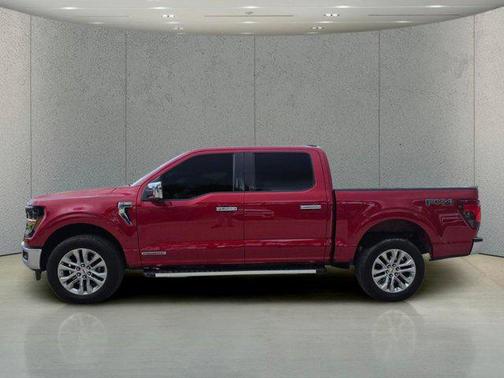 Rapid Red Metallic Tinted Clearcoat 2024 Ford F-150 XLT
