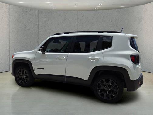 Alpine White Clearcoat 2023 Jeep Renegade Altitude