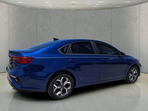 Deep Sea Blue 2021 Kia Forte LXS