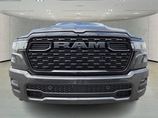 Granite Crystal Metallic Clearcoat 2026 RAM 1500 Big Horn/Lone Star