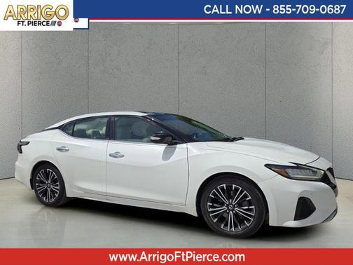 Pearl White Tricoat 2019 Nissan Maxima 3.5 SL