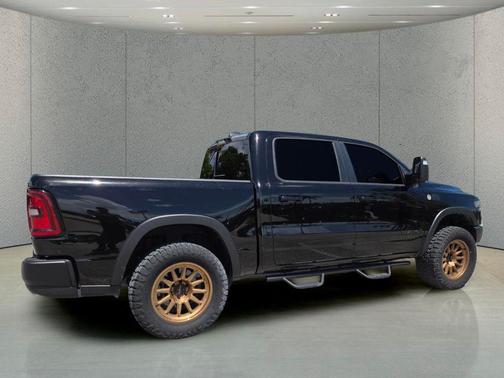 Diamond Black Crystal Pearlcoat 2025 RAM 1500 Rebel
