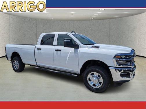 2025 RAM 2500 Tradesman Crew Cab 4x4 8' Box