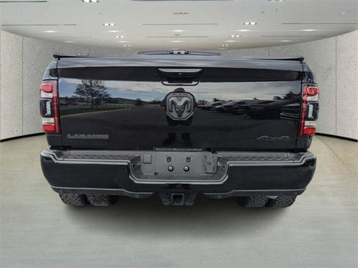 2024 RAM 3500 Laramie Crew Cab 4x4 8' Box