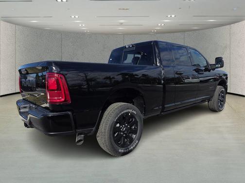 Diamond Black Crystal Pearlcoat 2026 RAM 3500 Laramie Mega Cab 4x4 6'4' Box