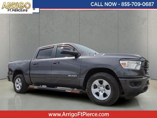 Granite Crystal Metallic Clearcoat 2020 RAM 1500 Big Horn/Lone Star