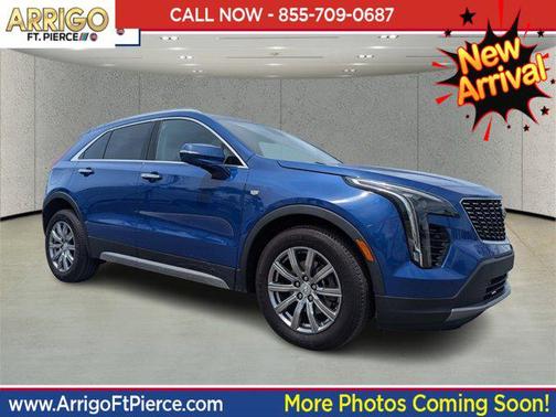 2022 Cadillac XT4 Premium Luxury