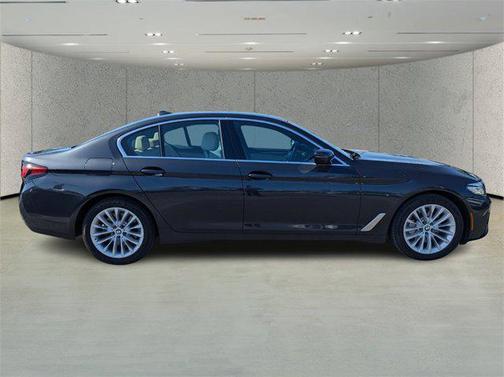 2022 BMW 530 i xDrive