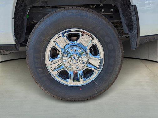 2025 RAM 2500 Tradesman Crew Cab 4x4 6'4' Box