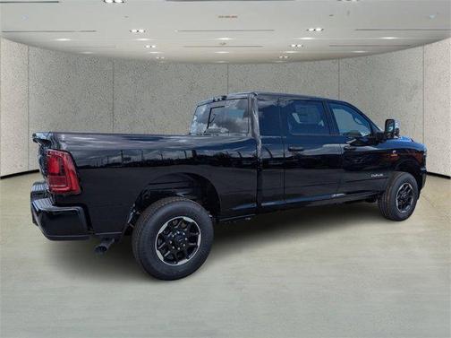 2025 RAM 2500 Laramie Crew Cab 4x4 6'4' Box