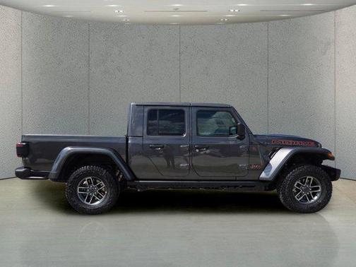 Granite 2026 Jeep Gladiator Mojave X 4x4