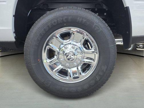 2026 RAM 2500 Tradesman Crew Cab 4x4 8' Box