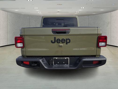 41 2026 Jeep Gladiator Sport S