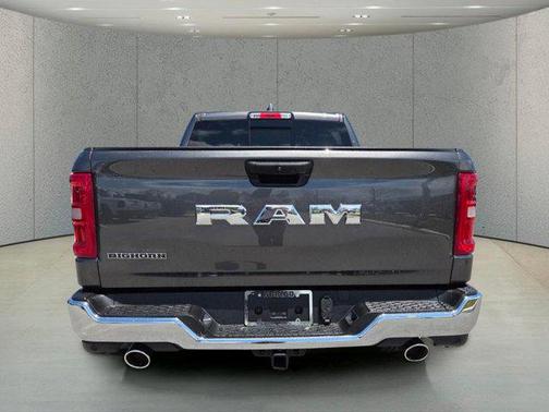 Granite Crystal Metallic Clearcoat 2026 RAM 1500 Big Horn/Lone Star