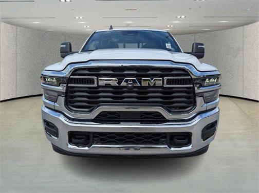 2025 RAM 3500 Tradesman Crew Cab 4x4 8' Box