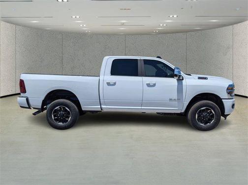 2025 RAM 2500 Laramie Crew Cab 4x4 6'4' Box