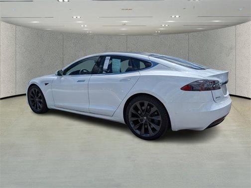 2021 Tesla Model S Long Range