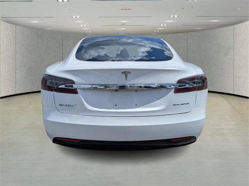 2021 Tesla Model S Long Range