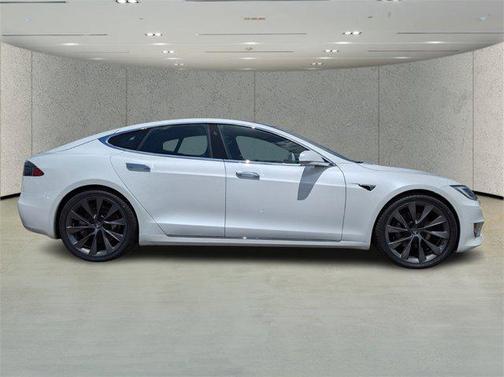 2021 Tesla Model S Long Range