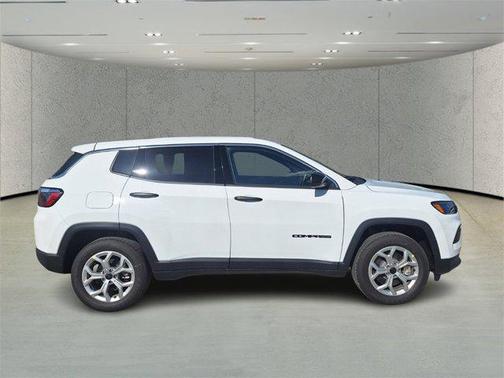 2025 Jeep Compass Sport