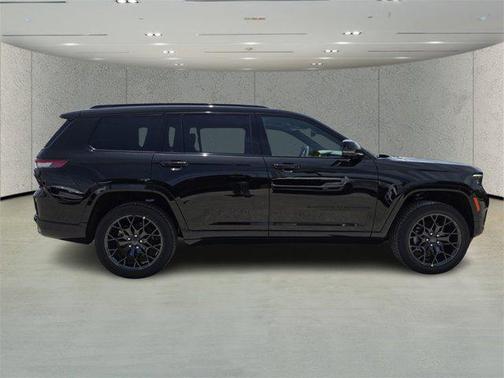 2025 Jeep Grand Cherokee L Summit Reserve