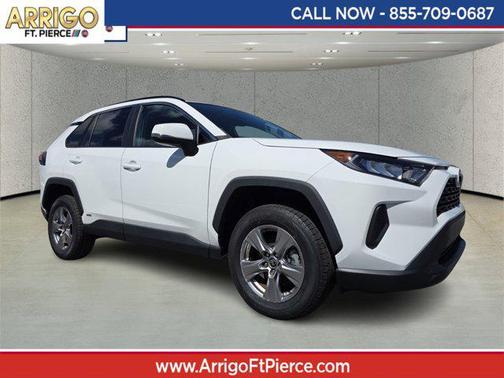 2022 Toyota RAV4 Hybrid SE