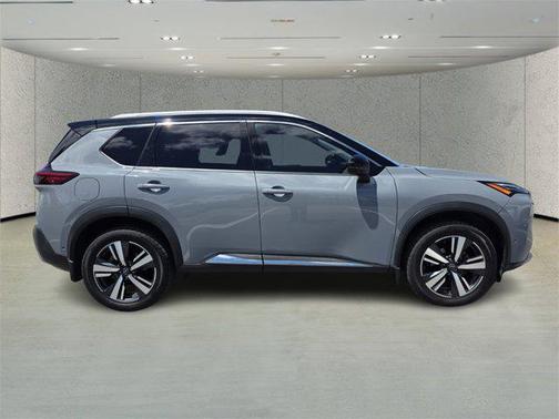 2022 Nissan Rogue Platinum